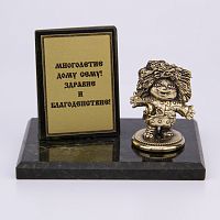 Фигурка на камне "Домовенок"